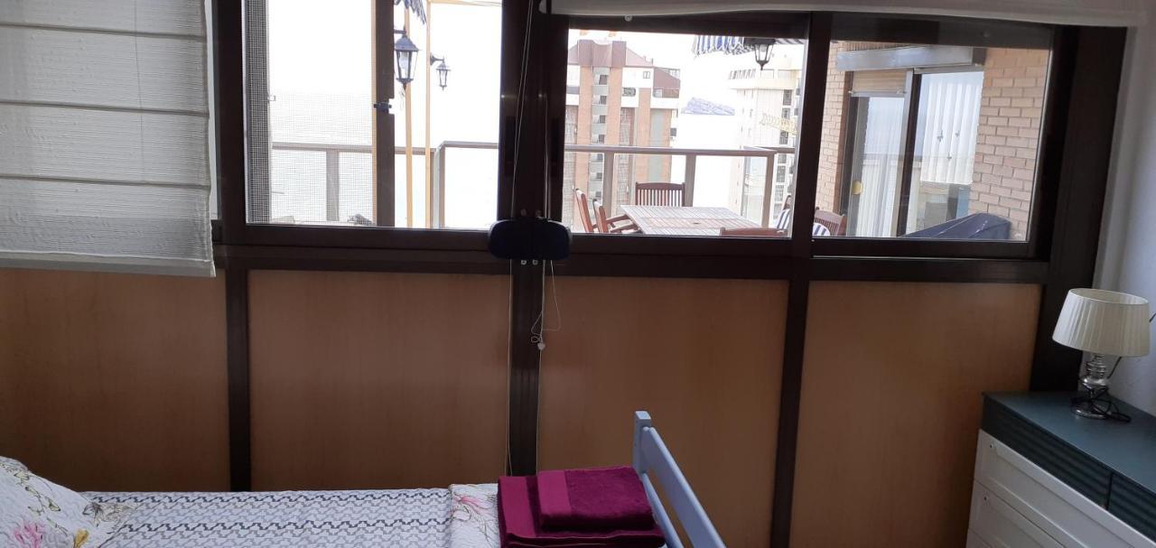 شقة Atico Con Gran Terraza بينايدورم المظهر الخارجي الصورة