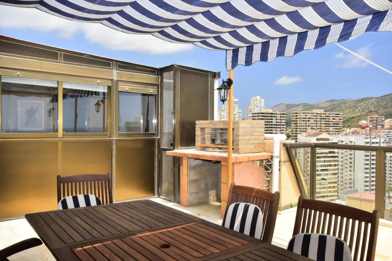 شقة Atico Con Gran Terraza بينايدورم المظهر الخارجي الصورة