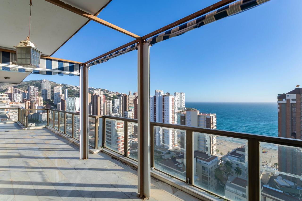 شقة Atico Con Gran Terraza بينايدورم المظهر الخارجي الصورة