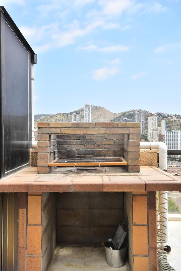 شقة Atico Con Gran Terraza بينايدورم المظهر الخارجي الصورة
