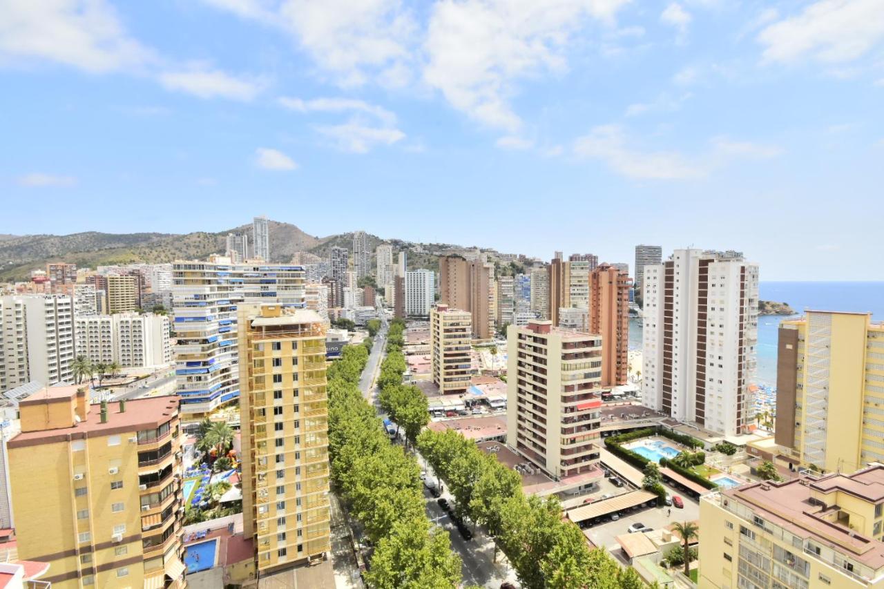 شقة Atico Con Gran Terraza بينايدورم المظهر الخارجي الصورة