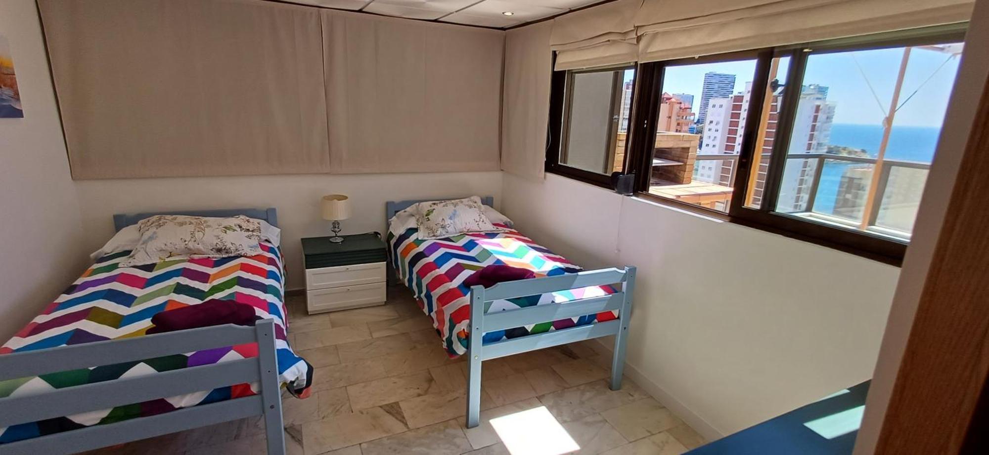 شقة Atico Con Gran Terraza بينايدورم المظهر الخارجي الصورة